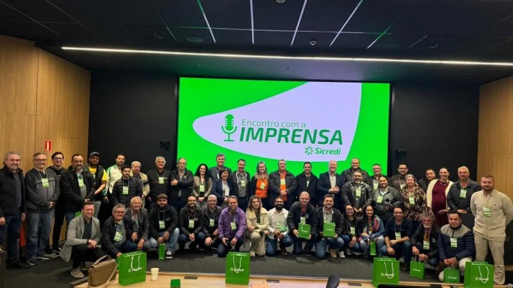 Sicredi destaca cooperativismo e desenvolvimento regional em encontro com a imprensa em Palotina